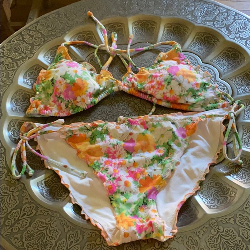 Victoria Secret Swim set.